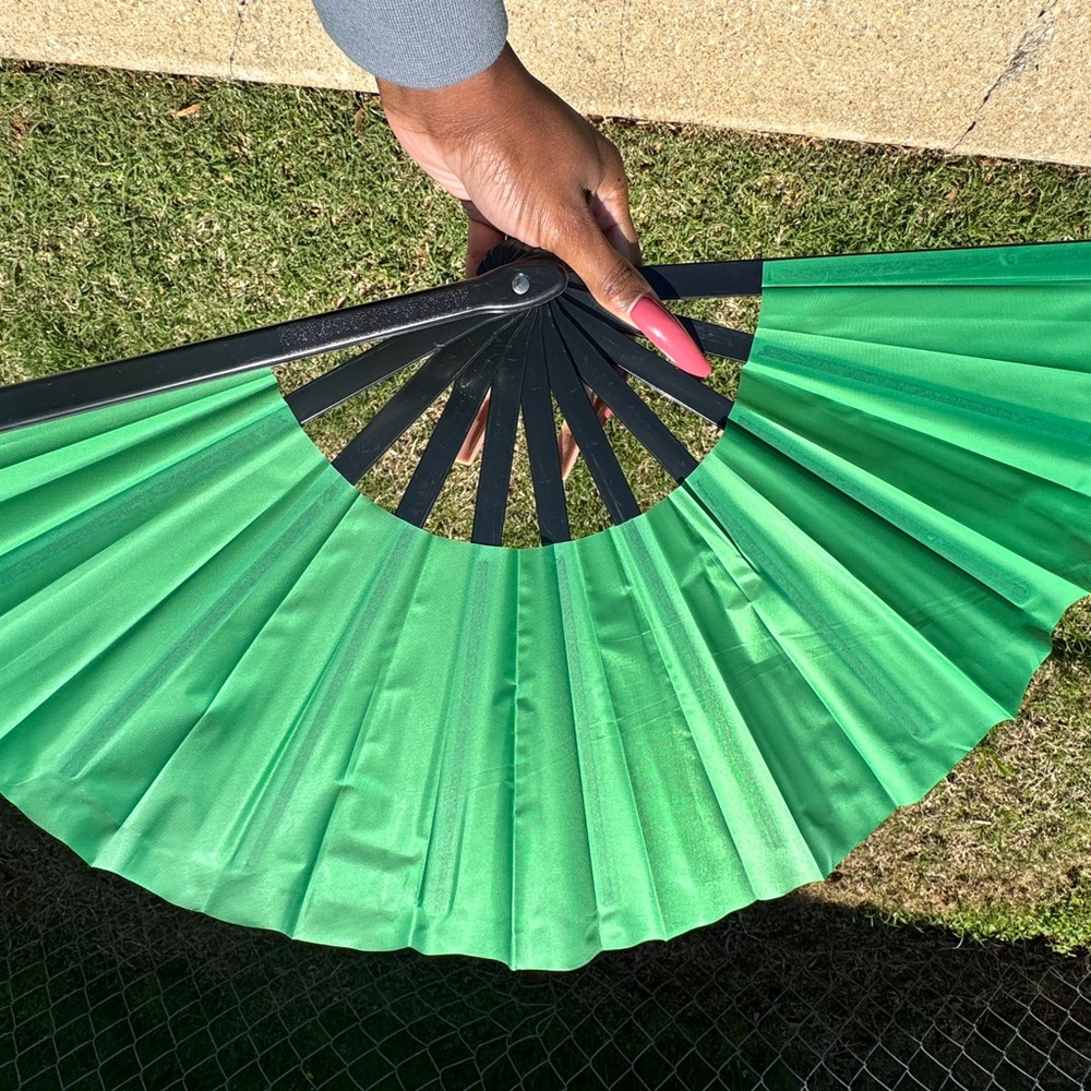 Colorful Handheld Fans Set - Picture 9 of 10